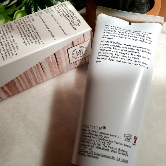 VOLITION BEAUTY Turmeric Brightening Polish - Picture 3 of 6